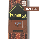 Verpackung der 70% Bitterschokolade mit Kaffee von Pumatiy mit rotem und braunem Muster. Text: '70% Chocolate con Café', 'La Convención - Cusco', '50 g / 1.76 oz'. Oben rechts steht 'KAFFEE' und ein Aufkleber zeigt die Auszeichnung der Peru Chocolate Awards 2022.