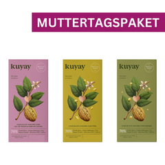 Dreier-Bundle zum Muttertag mit Kuyay Schokolade: Sorten Mango, Ananas und Maras Salz & Kakaonibs, liebevoll arrangiert als Geschenkset